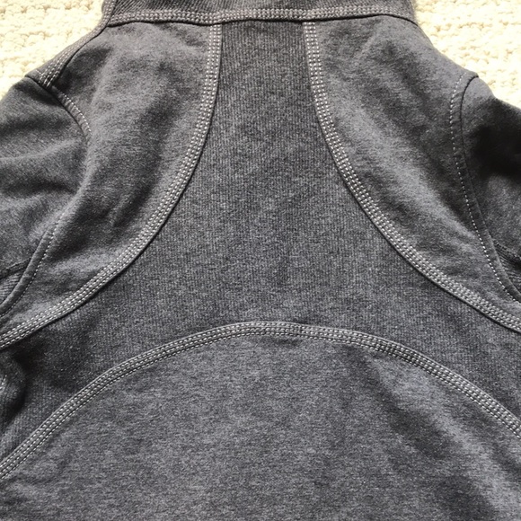 Lululemon Grey Awareness Wrap Hooded Jacket Size 4 - Picture 7 of 10
